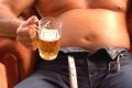 the image to "beer belly" in Polish