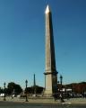 the image to "obelisk" in Polish