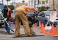 the image to "roadworks" in Polish