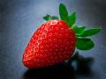 the image to "strawberry" in Polish